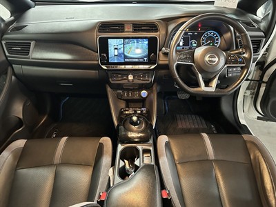2022 Nissan Leaf - Thumbnail