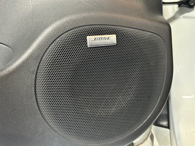 2022 Nissan Leaf - Thumbnail