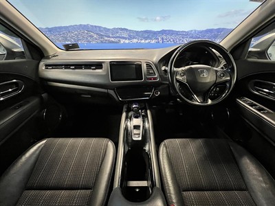 2014 Honda Vezel - Thumbnail