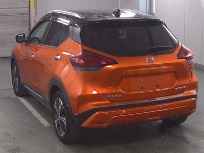 2021 Nissan Kicks - Thumbnail