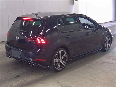 2019 Volkswagen Golf R - Thumbnail