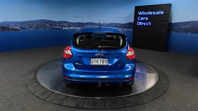 2013 Ford Focus - Thumbnail