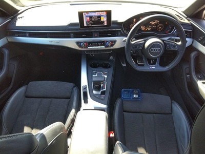 2020 Audi A4 - Thumbnail