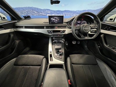 2020 Audi A4 - Thumbnail