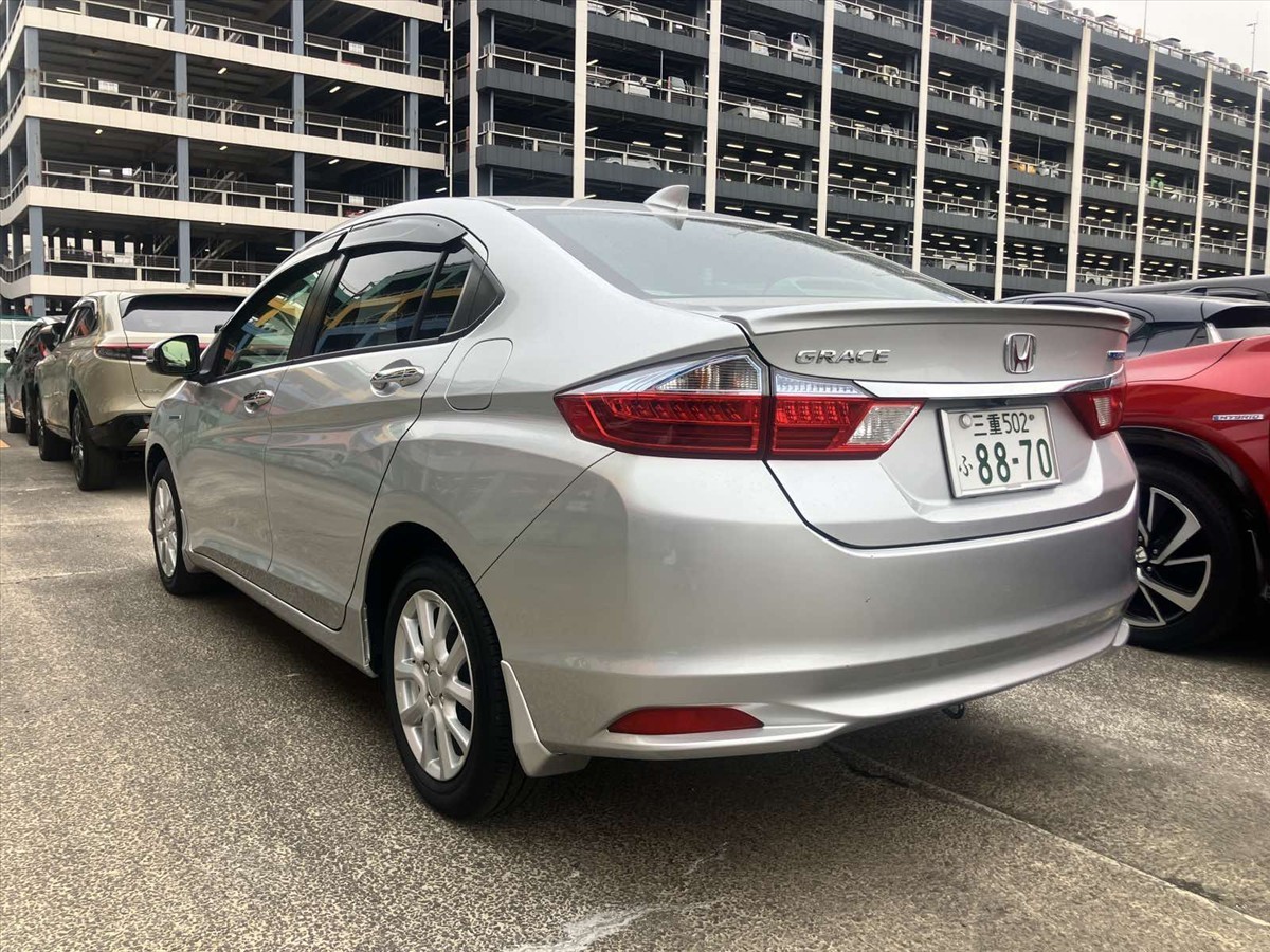 2015 Honda Grace