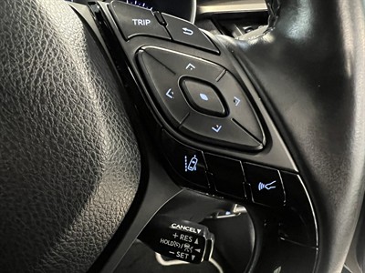 2019 Toyota C-HR - Thumbnail