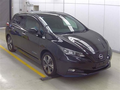 2022 Nissan Leaf - Thumbnail