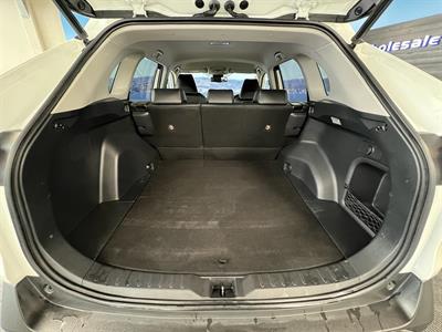 2020 Toyota RAV4 - Thumbnail