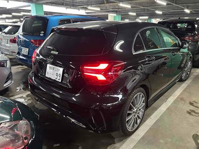 2017 Mercedes-Benz A 180 - Thumbnail