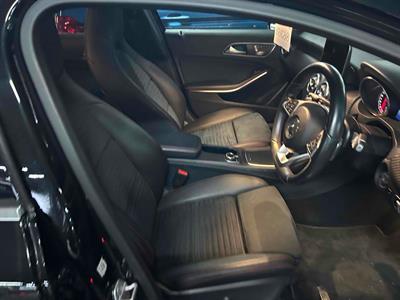 2017 Mercedes-Benz A 180 - Thumbnail