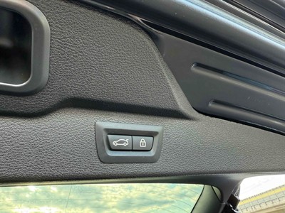 2019 BMW X5 - Thumbnail