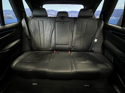 2019 BMW X5 - Thumbnail