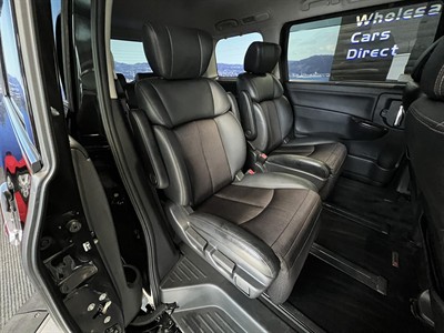 2019 Nissan Elgrand - Thumbnail