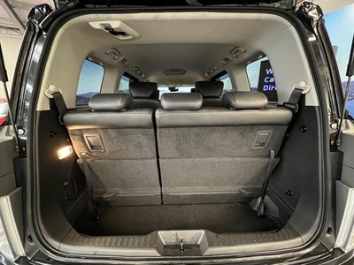 2019 Nissan Elgrand - Thumbnail