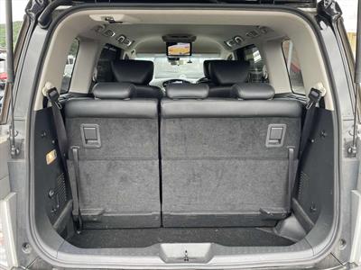 2019 Nissan Elgrand - Thumbnail