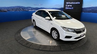 2019 Honda Grace - Thumbnail