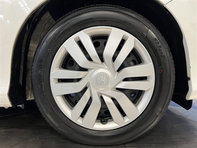 2019 Honda Grace - Thumbnail