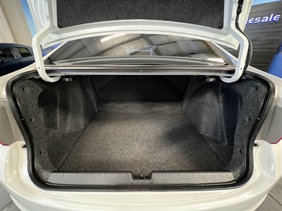 2019 Honda Grace - Thumbnail