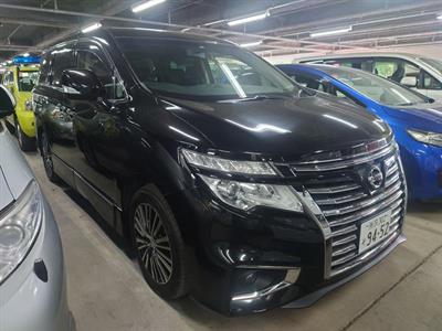2016 Nissan Elgrand - Thumbnail