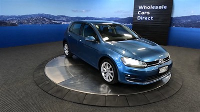 2013 Volkswagen Golf - Thumbnail