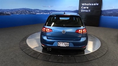 2013 Volkswagen Golf - Thumbnail
