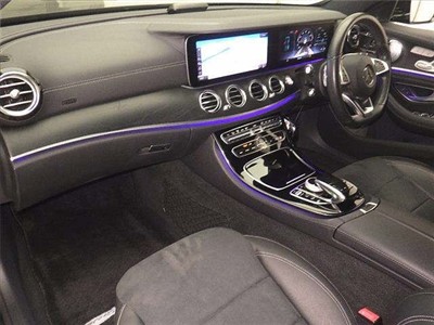 2016 Mercedes-Benz E 200 - Thumbnail