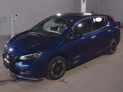 2022 Nissan Leaf - Thumbnail