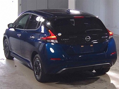 2022 Nissan Leaf - Thumbnail