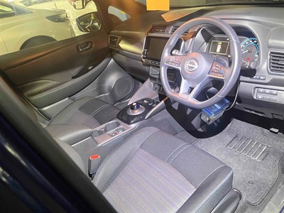 2022 Nissan Leaf - Thumbnail