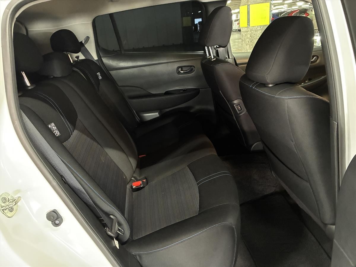 2022 Nissan Leaf