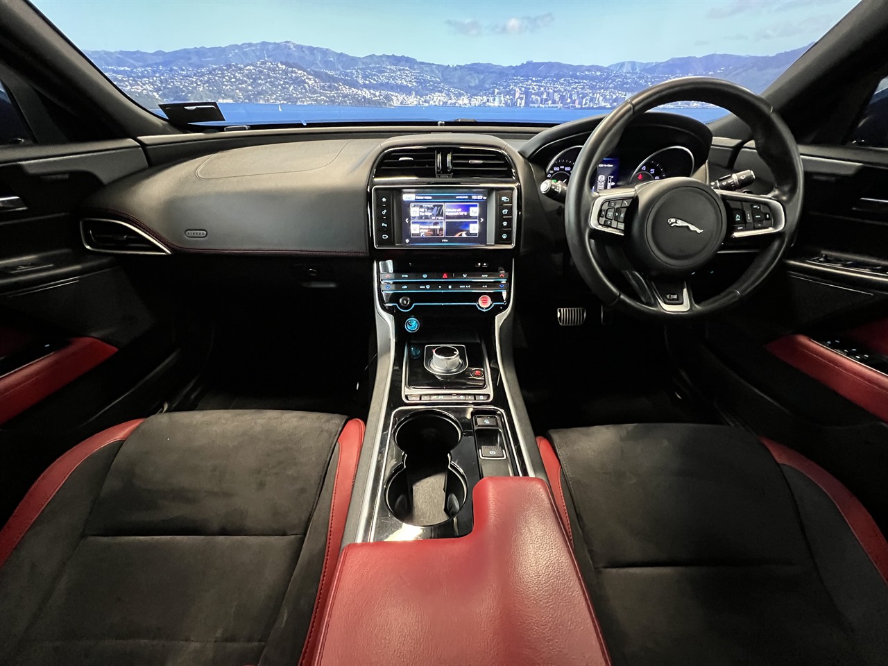 2016 Jaguar XE