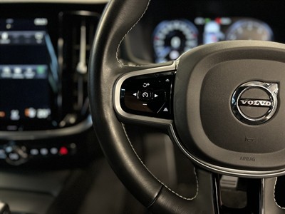 2021 Volvo S60 - Thumbnail