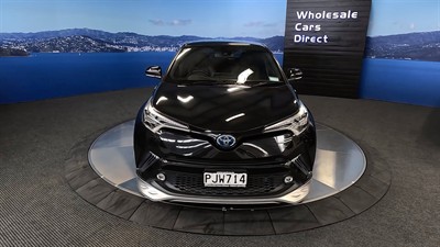 2019 Toyota C-HR - Thumbnail