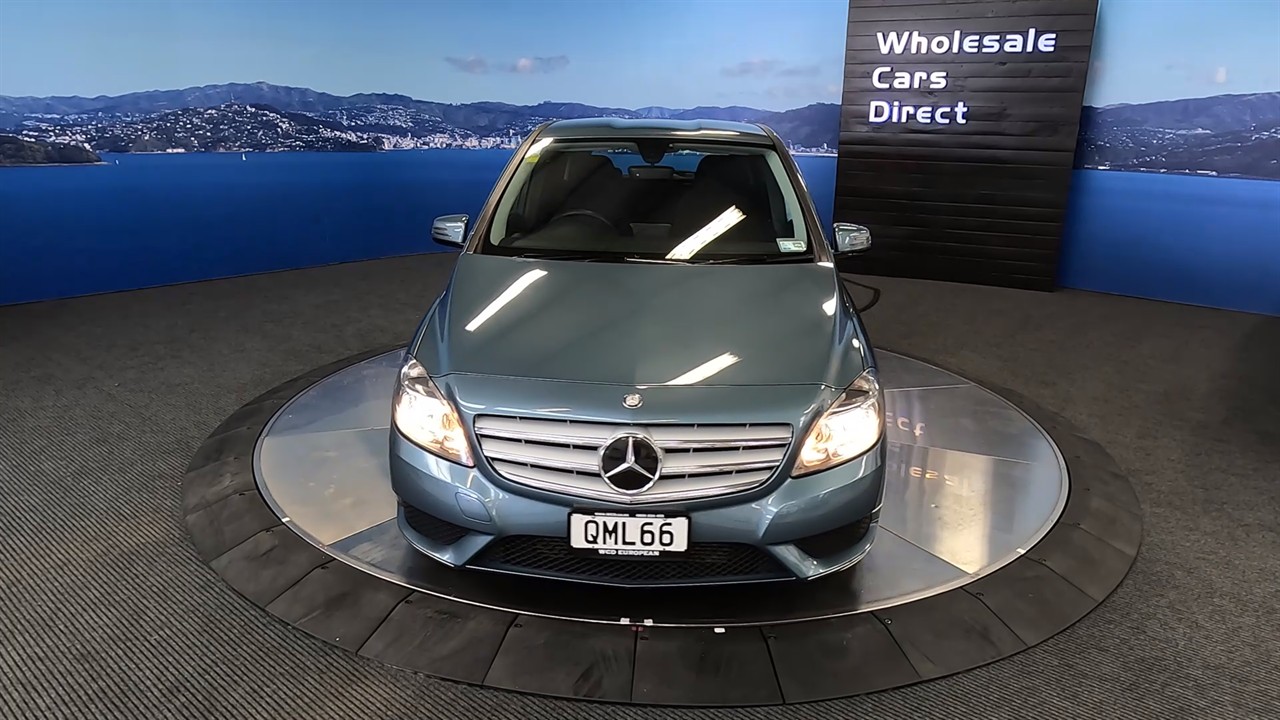 2013 Mercedes-Benz B 180