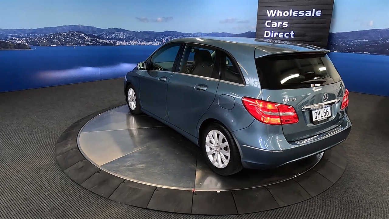 2013 Mercedes-Benz B 180