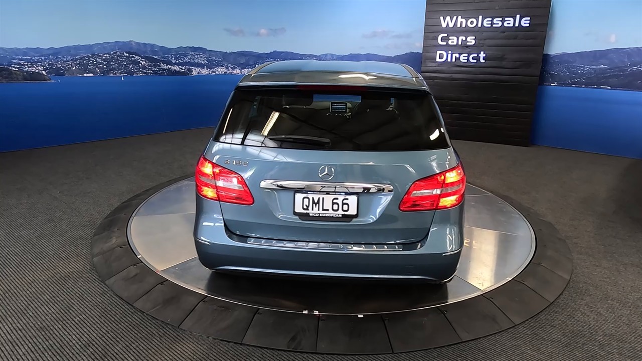 2013 Mercedes-Benz B 180