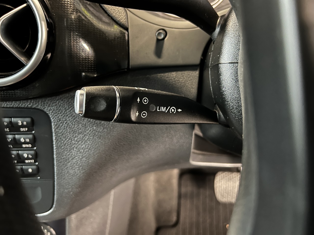 2013 Mercedes-Benz B 180