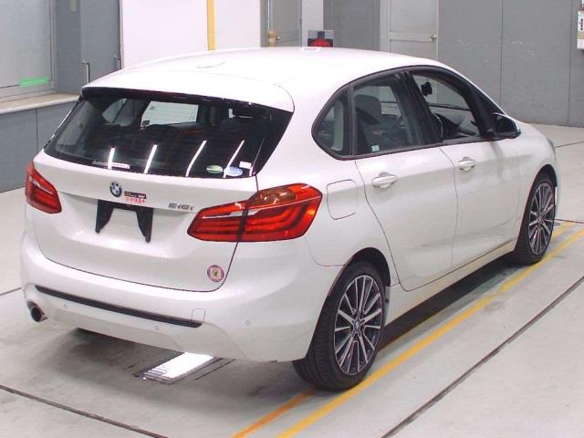 2019 BMW 218i
