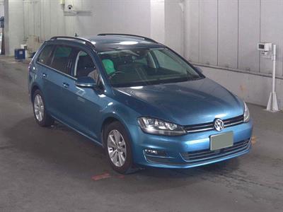 2016 Volkswagen Golf - Thumbnail