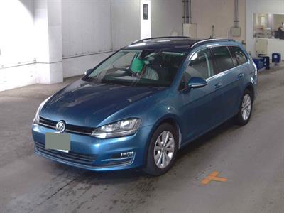 2016 Volkswagen Golf - Thumbnail