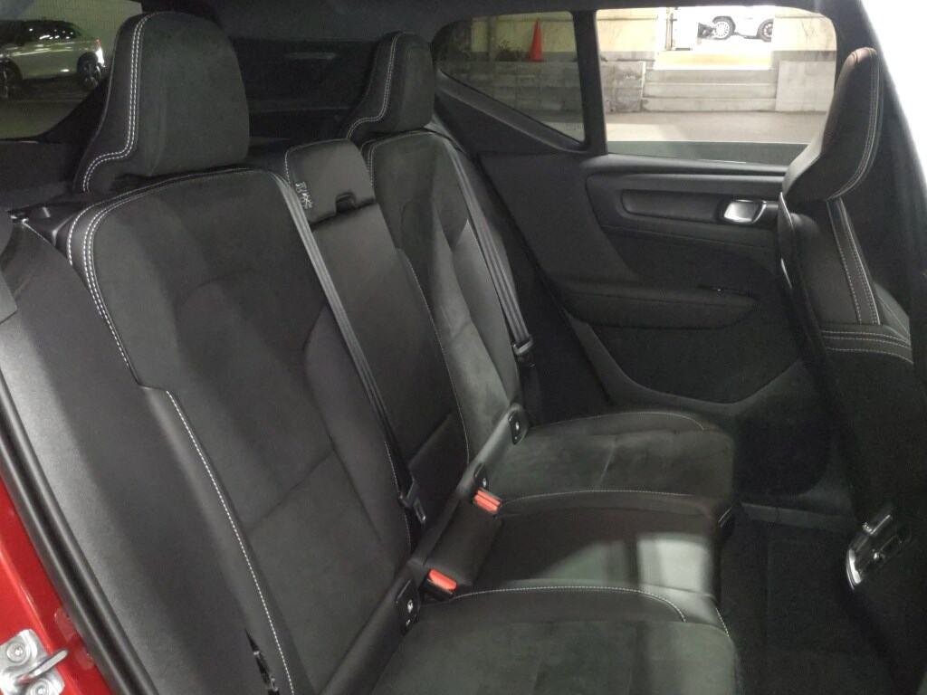2021 Volvo XC40
