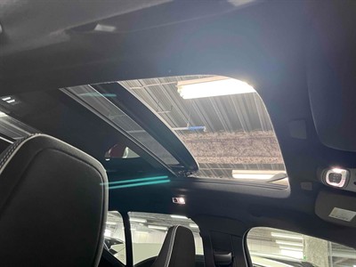 2021 Volvo XC40 - Thumbnail
