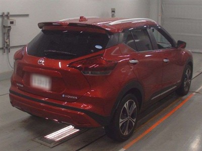 2022 Nissan Kicks - Thumbnail