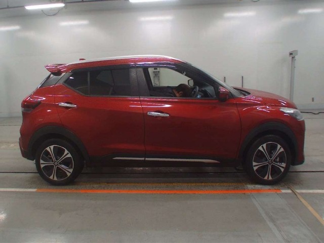 2022 Nissan Kicks