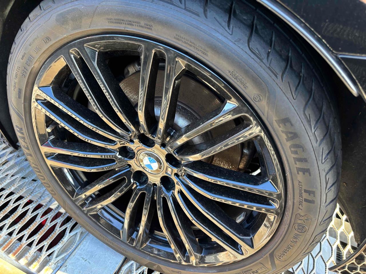 2019 BMW 523i