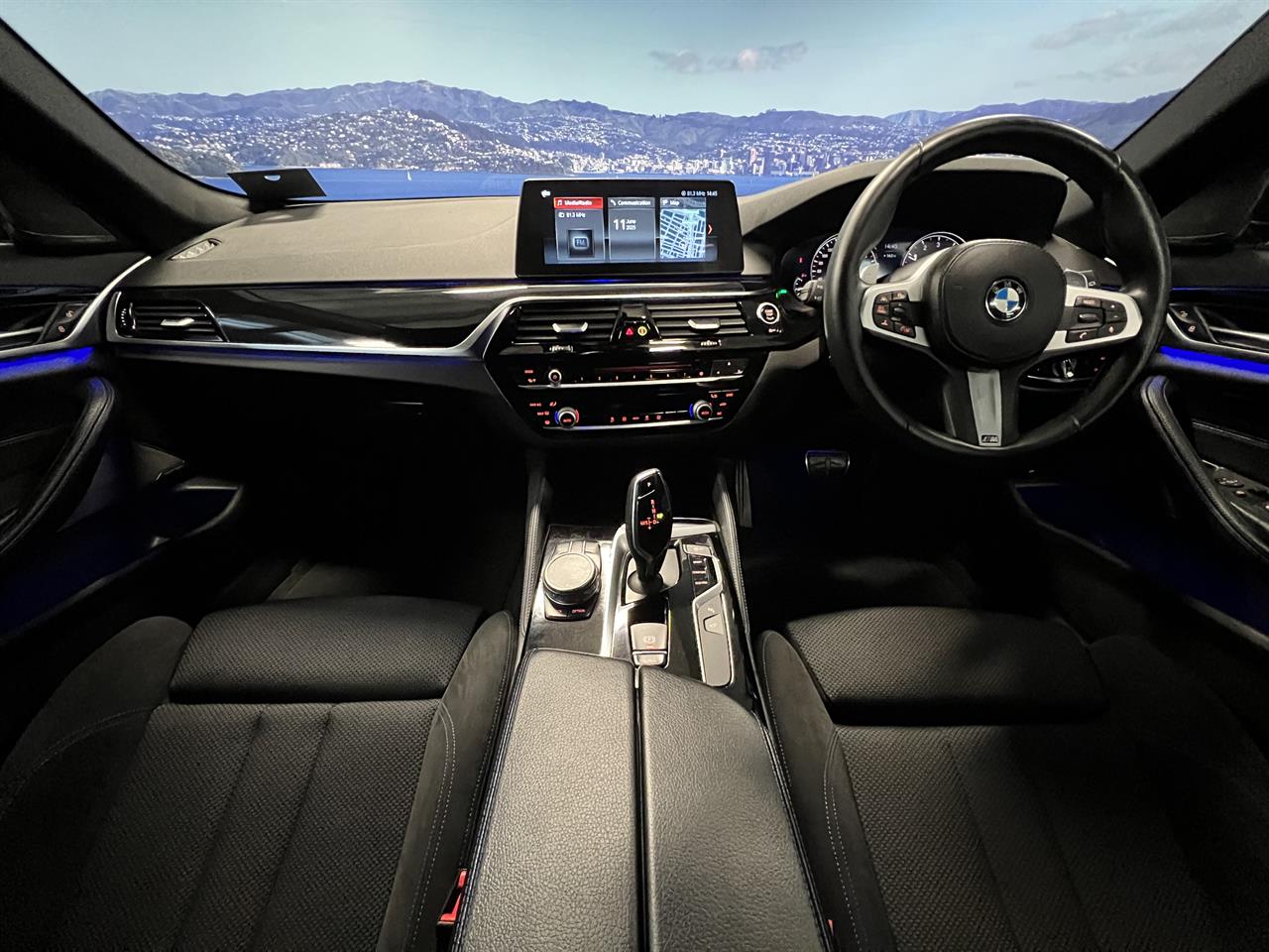 2019 BMW 523i