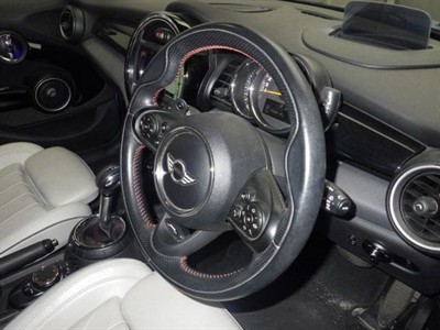 2015 Mini Cooper - Thumbnail