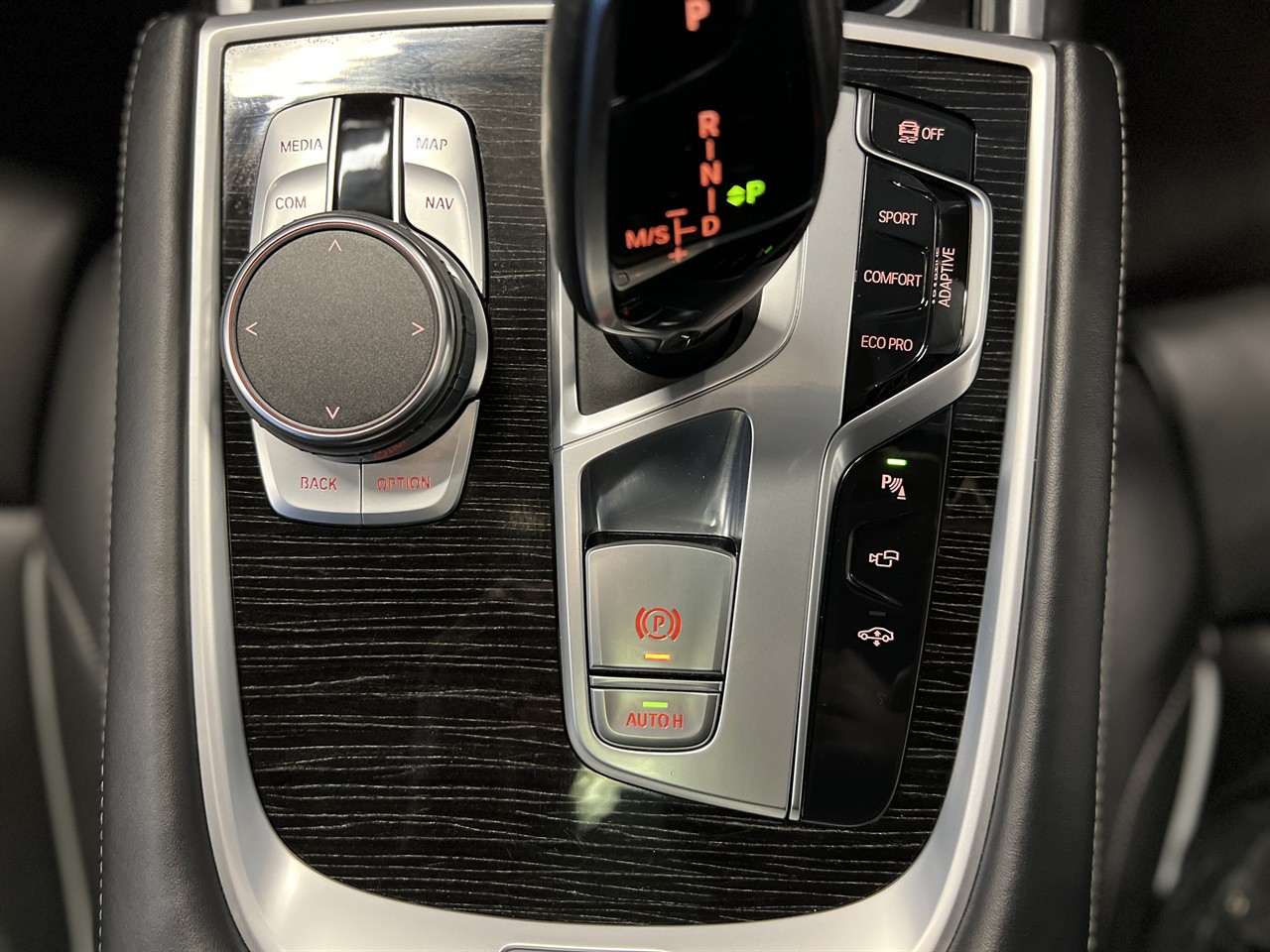 2018 BMW 740I