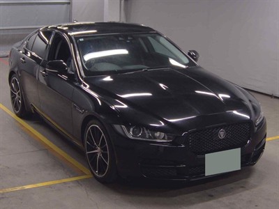 2016 Jaguar XE - Thumbnail