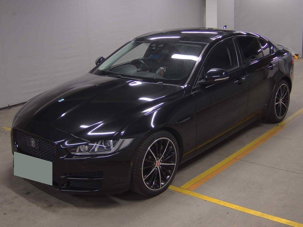 2016 Jaguar XE